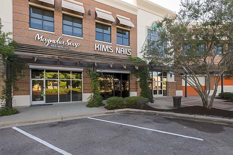 More Photos Of 144-277 Market St, Flowood Storefront For Lease