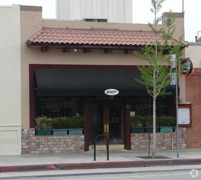 More Photos Of 93 W Colorado Blvd, Pasadena Storefront For Lease