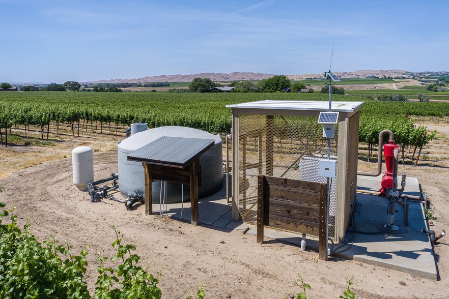 More Photos Of 7790 Airport Rd, Paso Robles Land For Sale