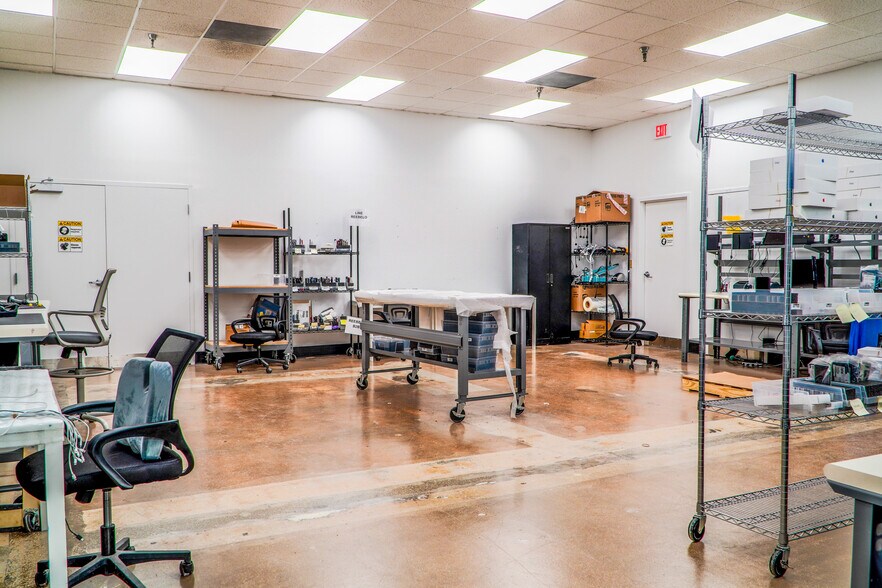 More Photos Of 601 W 20th St, Hialeah Warehouse For Sale