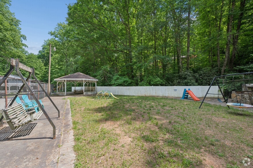 More Photos Of 43 Europe Ln, Clayton Apartments For Sale