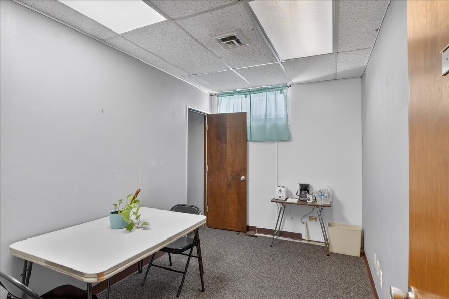 More Photos Of 820 N Pine River St, Ithaca Healthcare For Sale