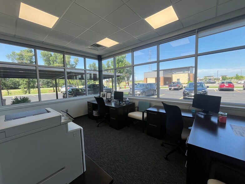 More Photos Of 4308 Grant Blvd, Yukon Medical For Lease