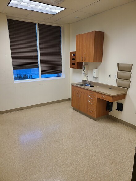 More Photos Of 3641 GS Richards Blvd, Carson City Medical For Sale