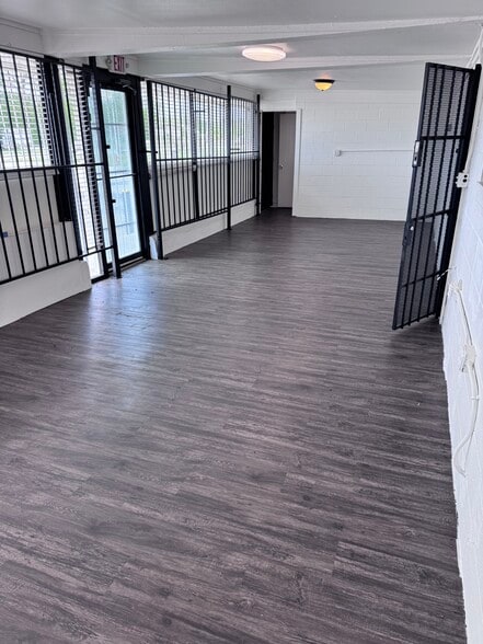 More Photos Of 6735 N Peoria Ave, Tulsa Convenience Store For Sale