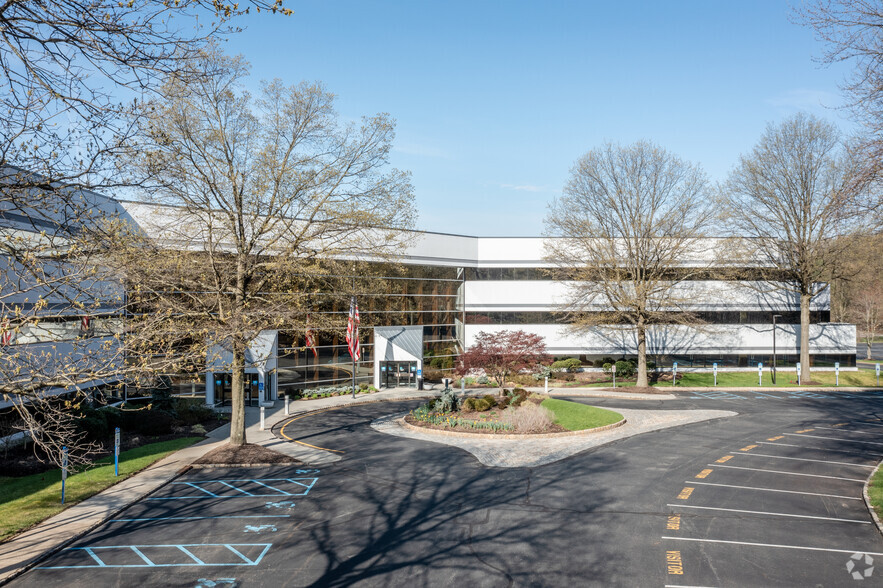 Primary Photo Of 10 Waterview Blvd, Parsippany Office For Sale