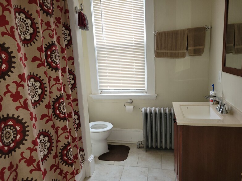 More Photos Of 905 Grand Ave, Asbury Park Apartments For Sale