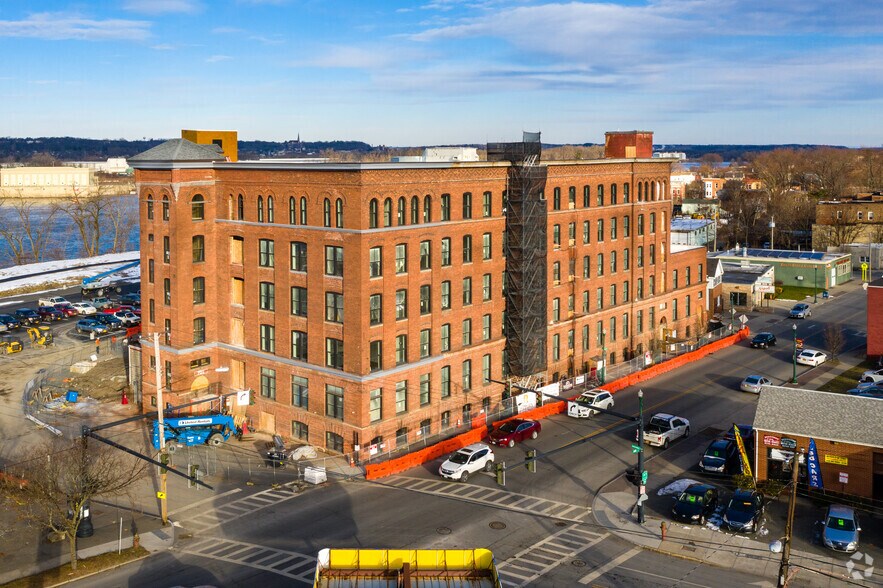 More Photos Of 701 River St, Troy Apartments For Lease