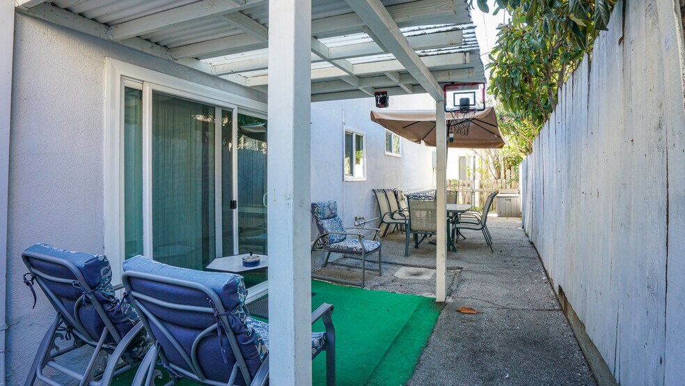 More Photos Of 1157 Justin Ave, Glendale Apartments For Sale