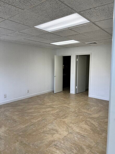 More Photos Of 3035 E Commercial Blvd, Fort Lauderdale Medical For Sale