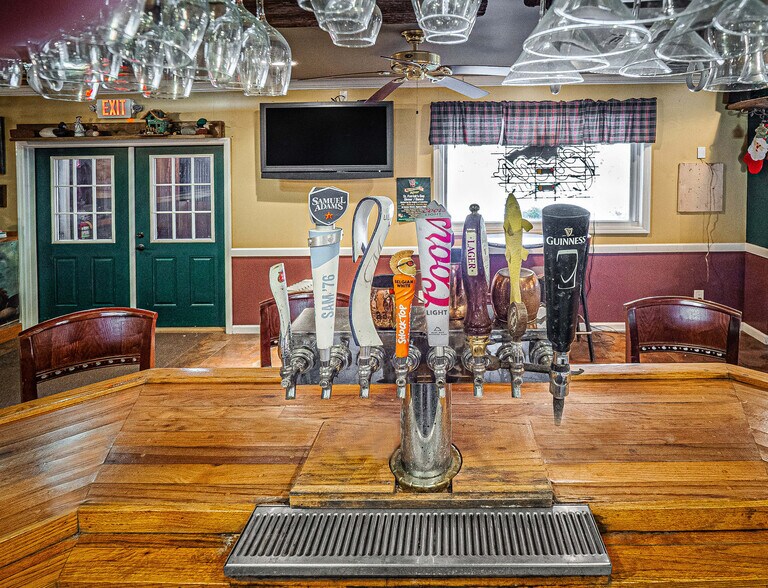 More Photos Of 923 State Route 32, Highland Mills Restaurant For Lease