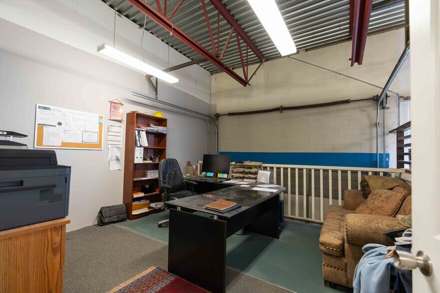 More Photos Of 13308 76th Ave, Surrey Warehouse For Sale