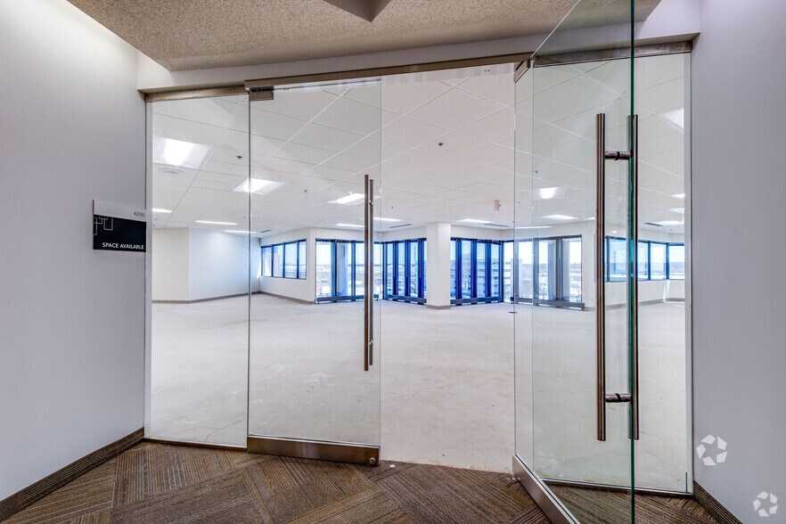 More Photos Of 1300 NE Godward St, Minneapolis Office For Lease