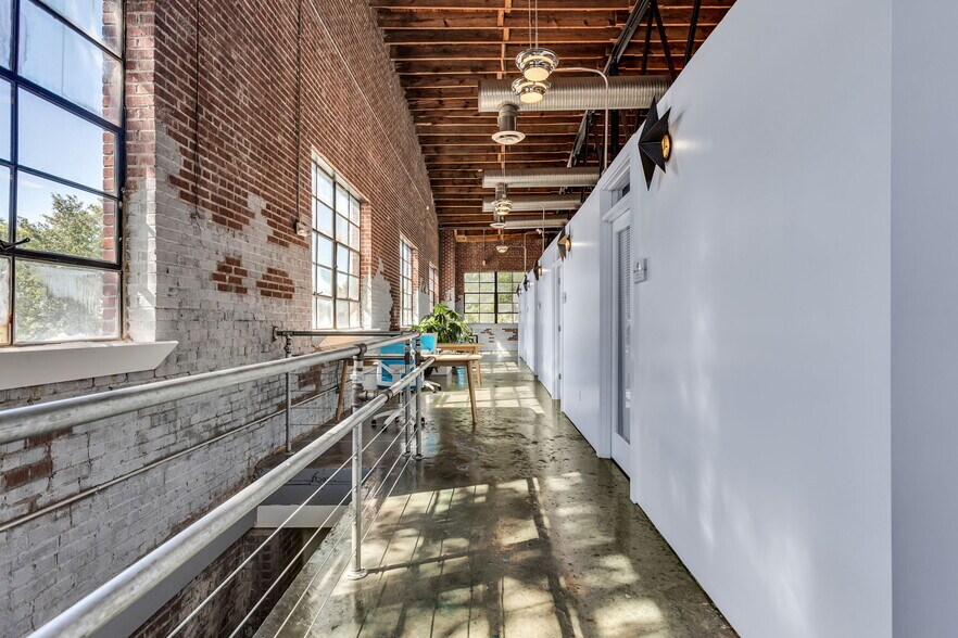 More Photos Of 12461 Veterans Memorial Hwy, Douglasville Loft Creative Space For Lease