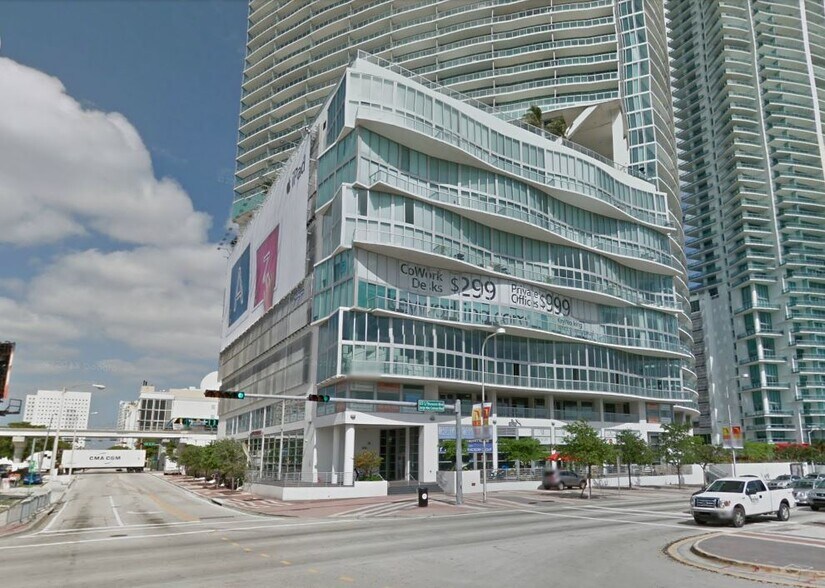 More Photos Of 888 Biscayne Blvd, Miami Apartments For Sale