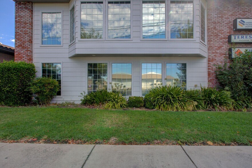 More Photos Of 2130 Geer Rd, Turlock Loft Creative Space For Lease