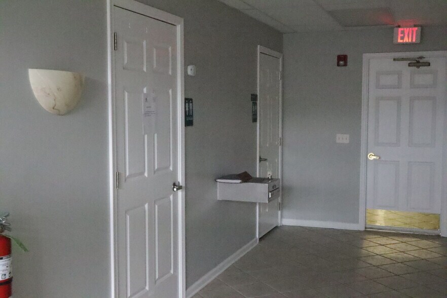 More Photos Of 496 Route 22 W, White House Station Office For Lease