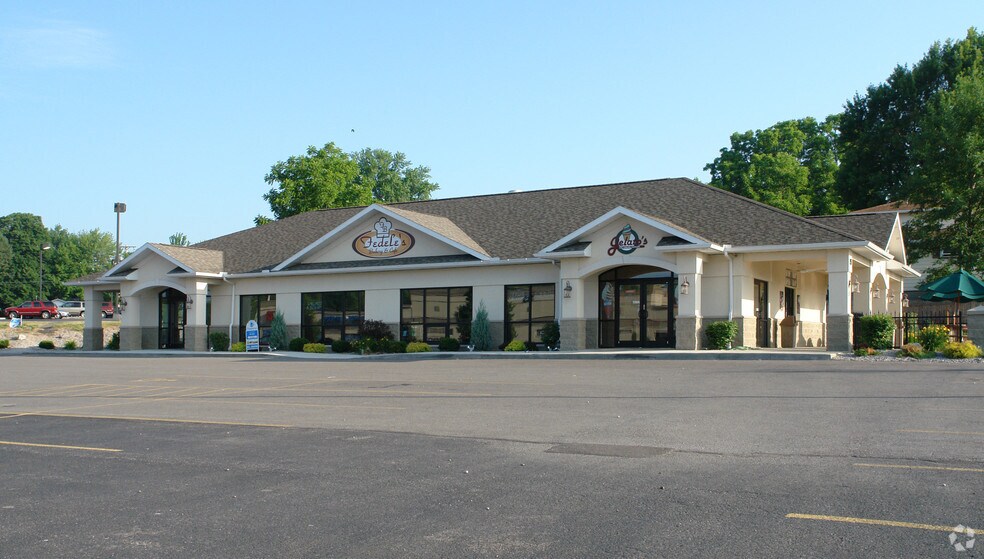 More Photos Of 25 Old Scottsville Chili Rd, Rochester Bar For Sale