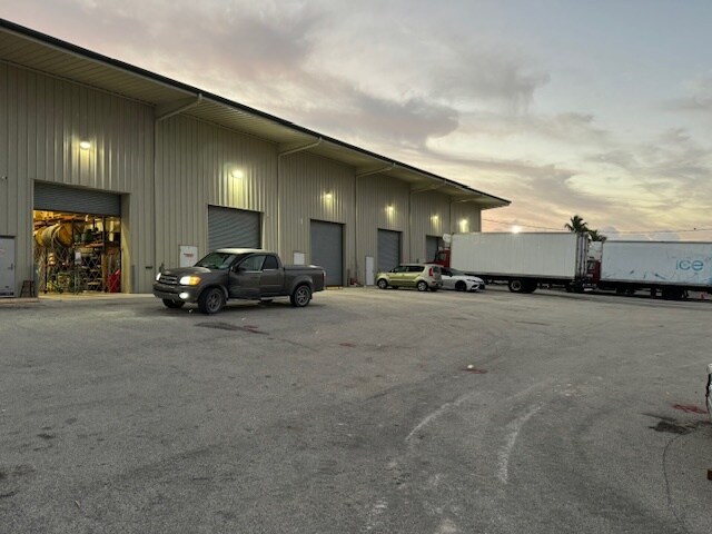 More Photos Of 121 Overseas Hwy, Key West Industrial For Sale