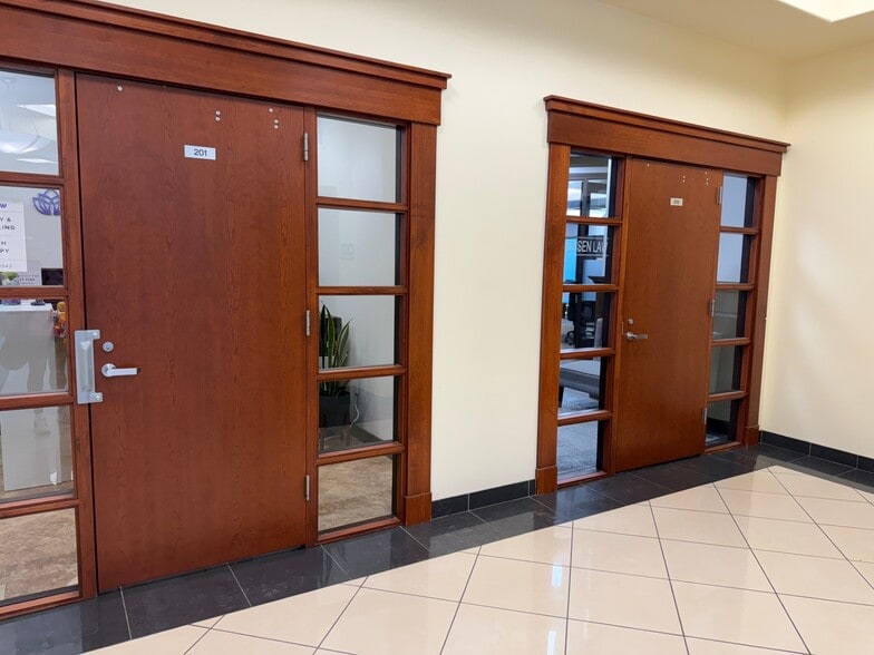 More Photos Of 233 S Pleasant Grove Blvd, Pleasant Grove Office For Sale