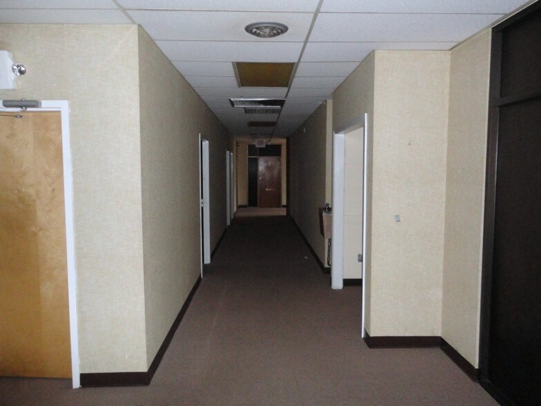 More Photos Of 2981 Church St, East Point Medical For Sale