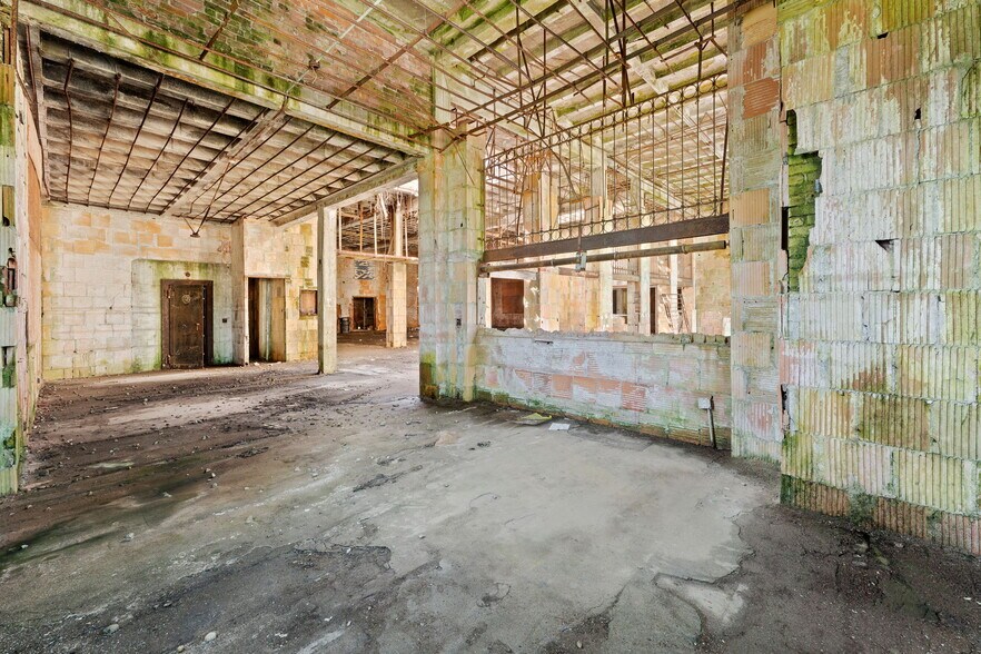 More Photos Of 1190 Main St, West Warwick Loft Creative Space For Sale