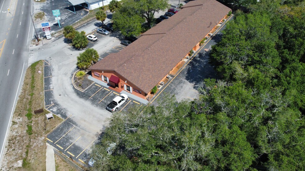 More Photos Of 239 US Hwy 301 E, Bradenton Office For Sale