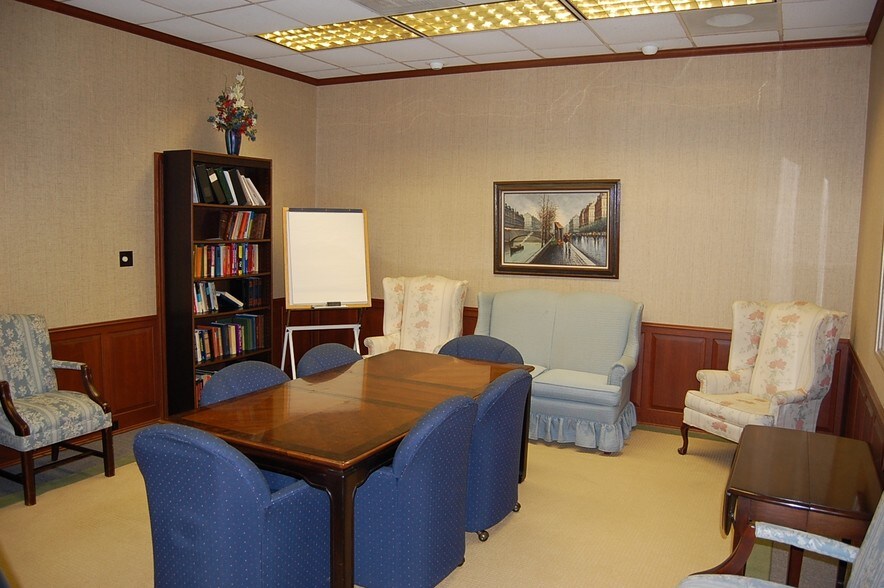 More Photos Of 173-245 Kilgore Rd, Carrollton Unknown For Lease