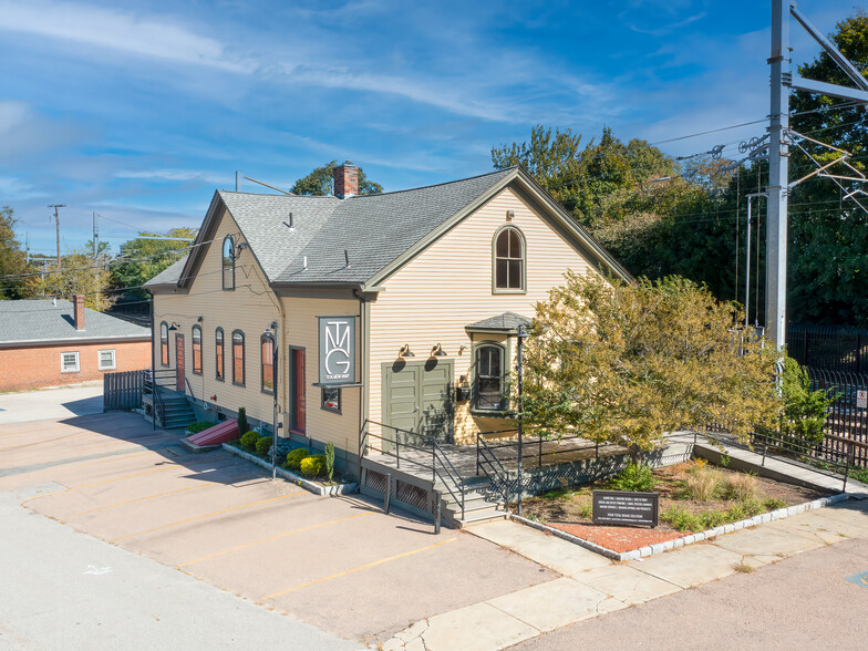 Primary Photo Of 146 Duke St, East Greenwich Office For Sale