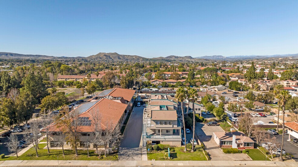 More Photos Of 1755 Erringer St, Simi Valley Medical For Lease
