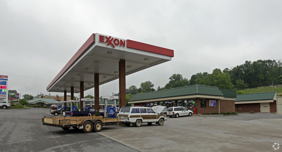 More Photos Of 1440-1446 N Broad St, Tazewell Unknown For Lease