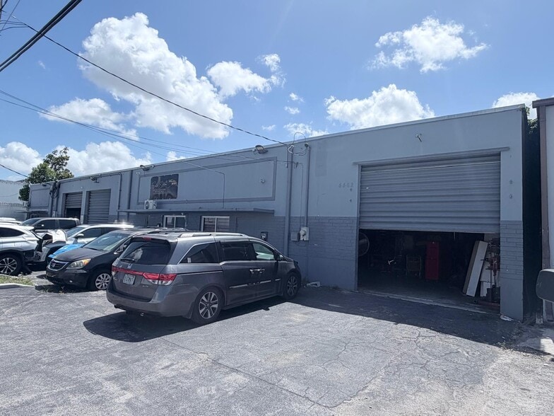 More Photos Of 4430 E 10th Ln, Hialeah Warehouse For Sale