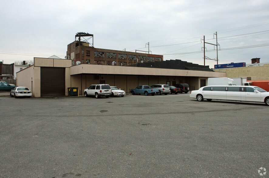 More Photos Of 2501 Wharton St, Philadelphia Warehouse For Lease
