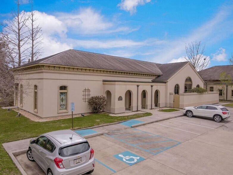 More Photos Of 5015 Bluebonnet Blvd, Baton Rouge Medical For Lease