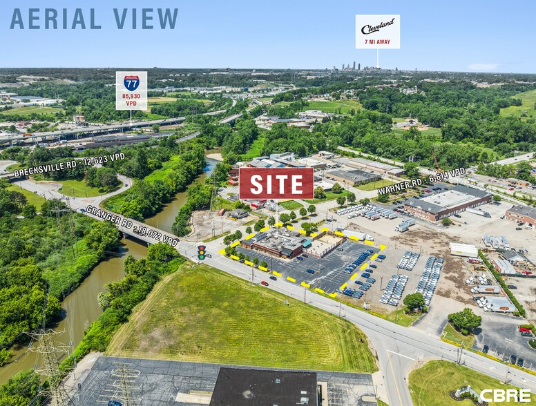 More Photos Of 7503 Granger Rd, Valley View Freestanding For Lease