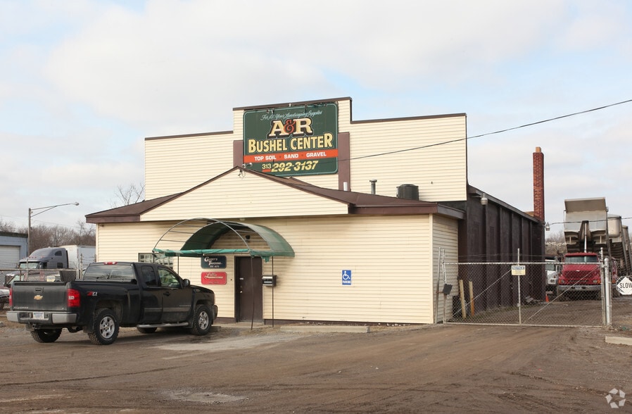 Primary Photo Of 27300 Ecorse Rd, Taylor Warehouse For Lease