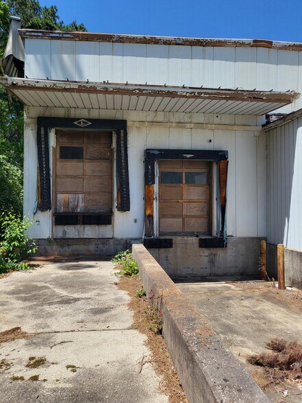 More Photos Of 3957 Dauphin Island Pky, Mobile Warehouse For Lease