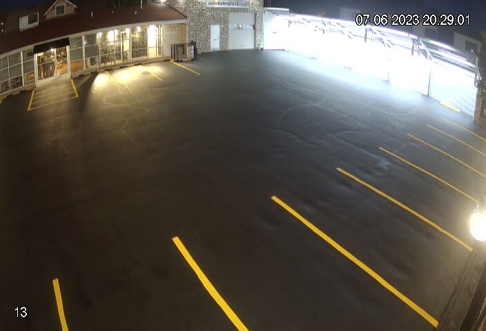 More Photos Of 1109-1111 Westport Rd, Kansas City Auto Dealership For Sale