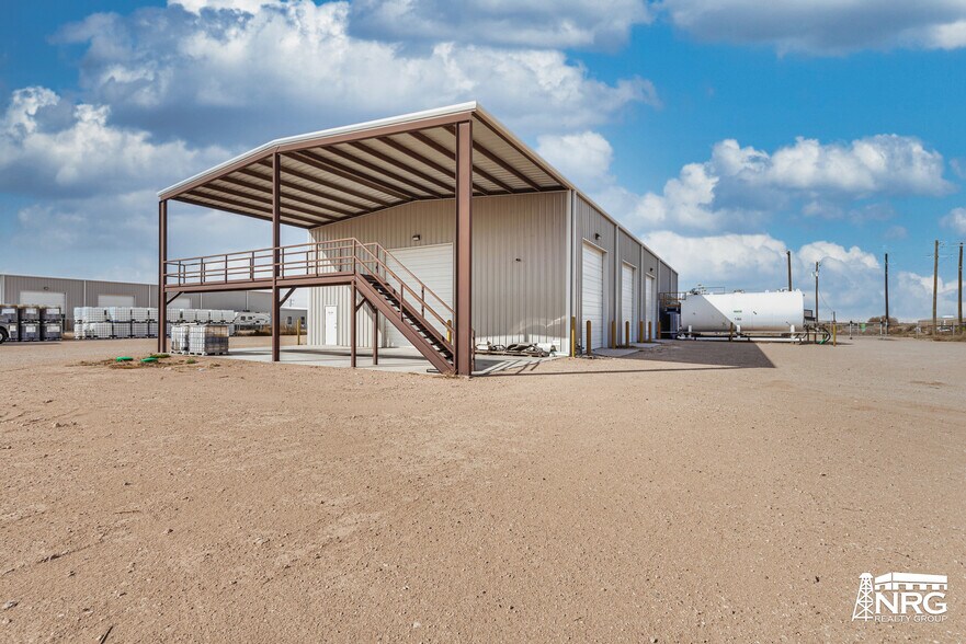 More Photos Of 2208 E County Road 130, Midland Industrial For Sale