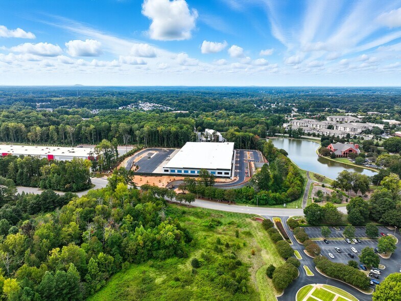 More Photos Of 13601 E Reese Blvd, Huntersville Warehouse For Sale