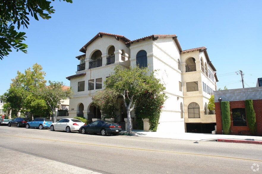 Primary Photo Of 206 N Jackson St, Glendale Office For Lease