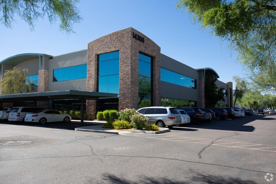 More Photos Of 14300 N Northsight Blvd, Scottsdale Office For Lease