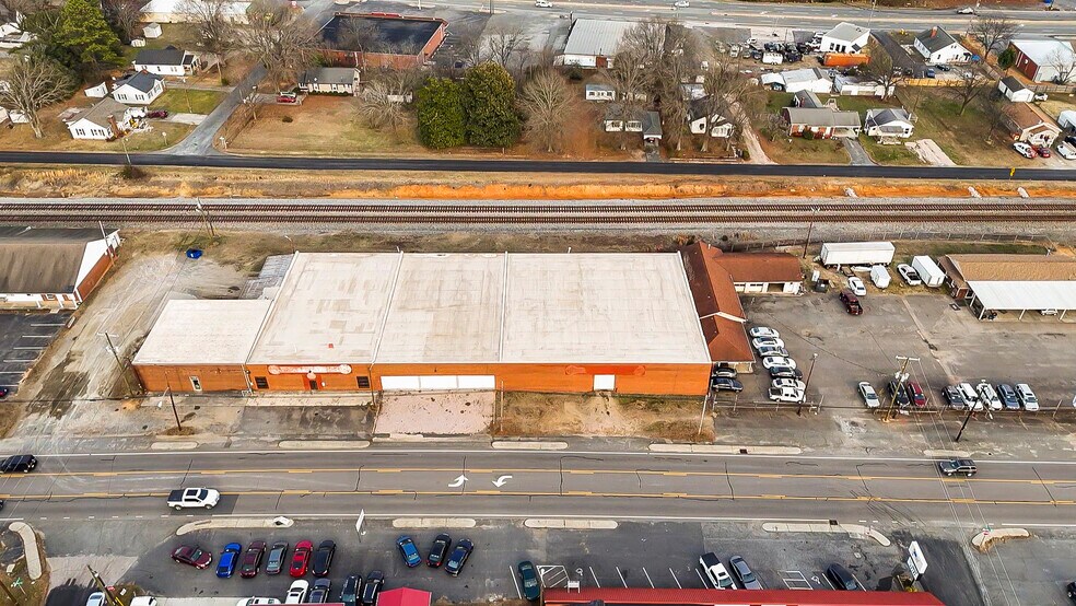 More Photos Of 1906 N Main St, Kannapolis Industrial For Sale