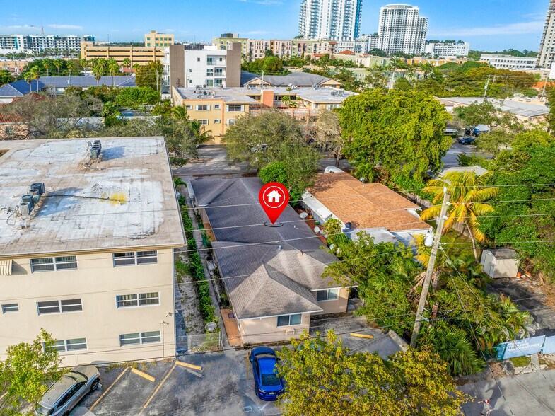 More Photos Of 1942 Monroe St, Hollywood Apartments For Sale