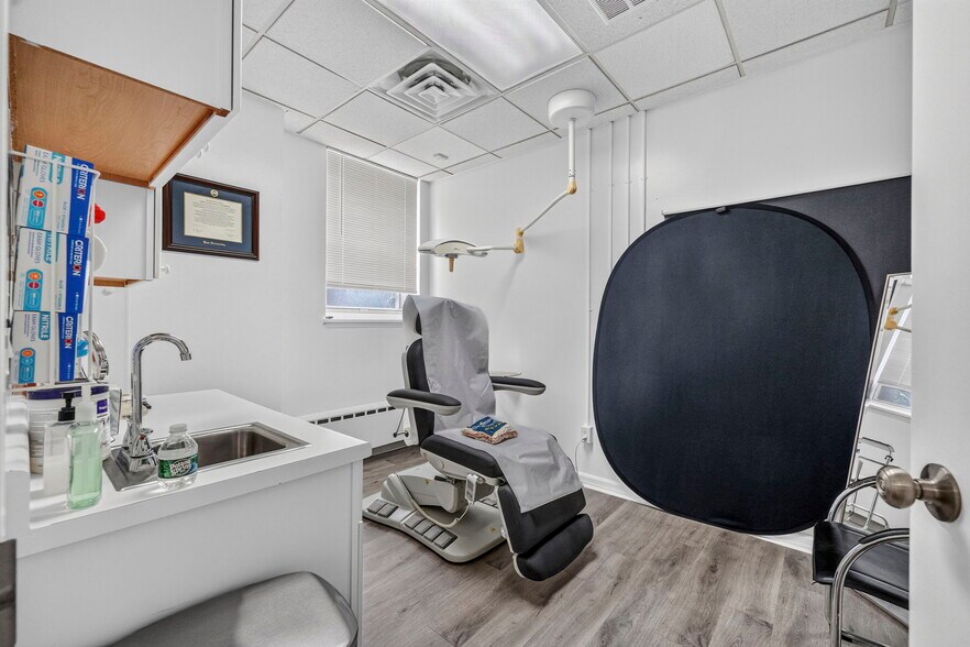 More Photos Of 89 Valley Rd, Montclair Medical For Sale