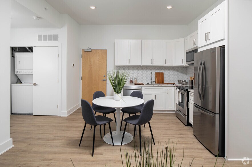 More Photos Of 2201 Washington Ave, Philadelphia Apartments For Lease