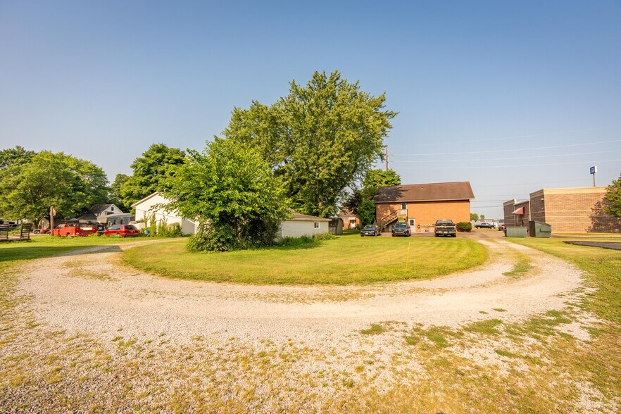 More Photos Of 4268 Erie Ave SW, Navarre Office Residential For Sale
