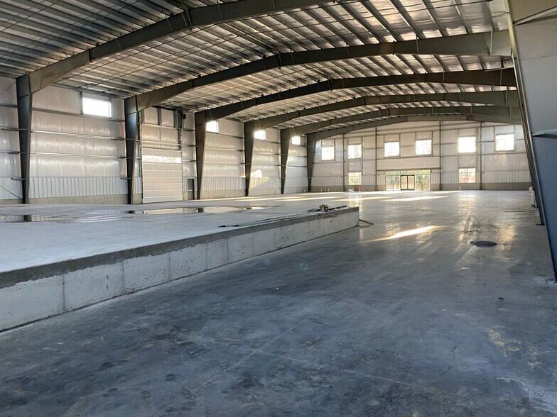More Photos Of 20 Church St, Rio Grande Warehouse For Lease
