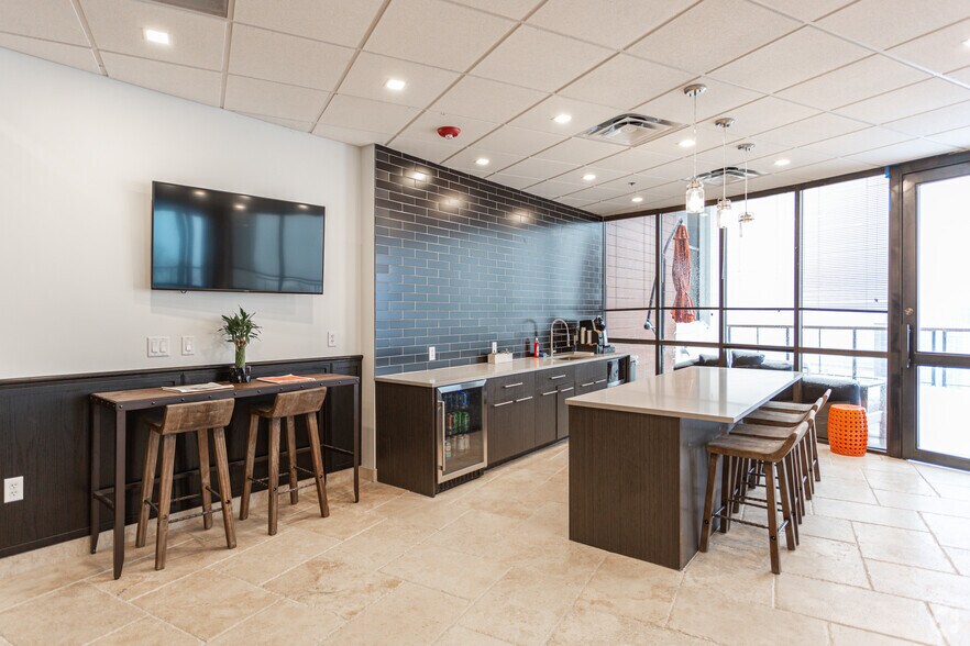 More Photos Of 6440 S Wasatch Blvd, Salt Lake City Office For Lease