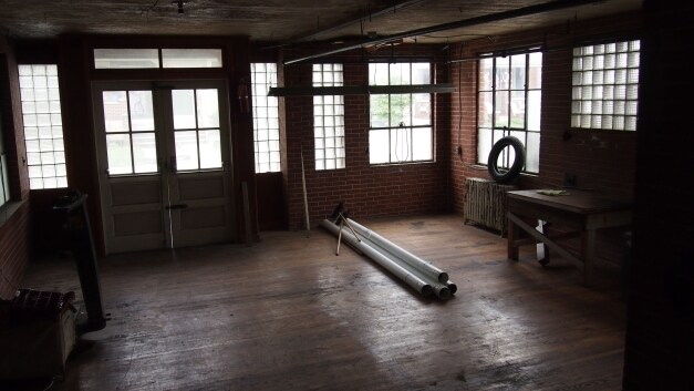 More Photos Of 324-326 Washington St, Walnutport Office For Sale